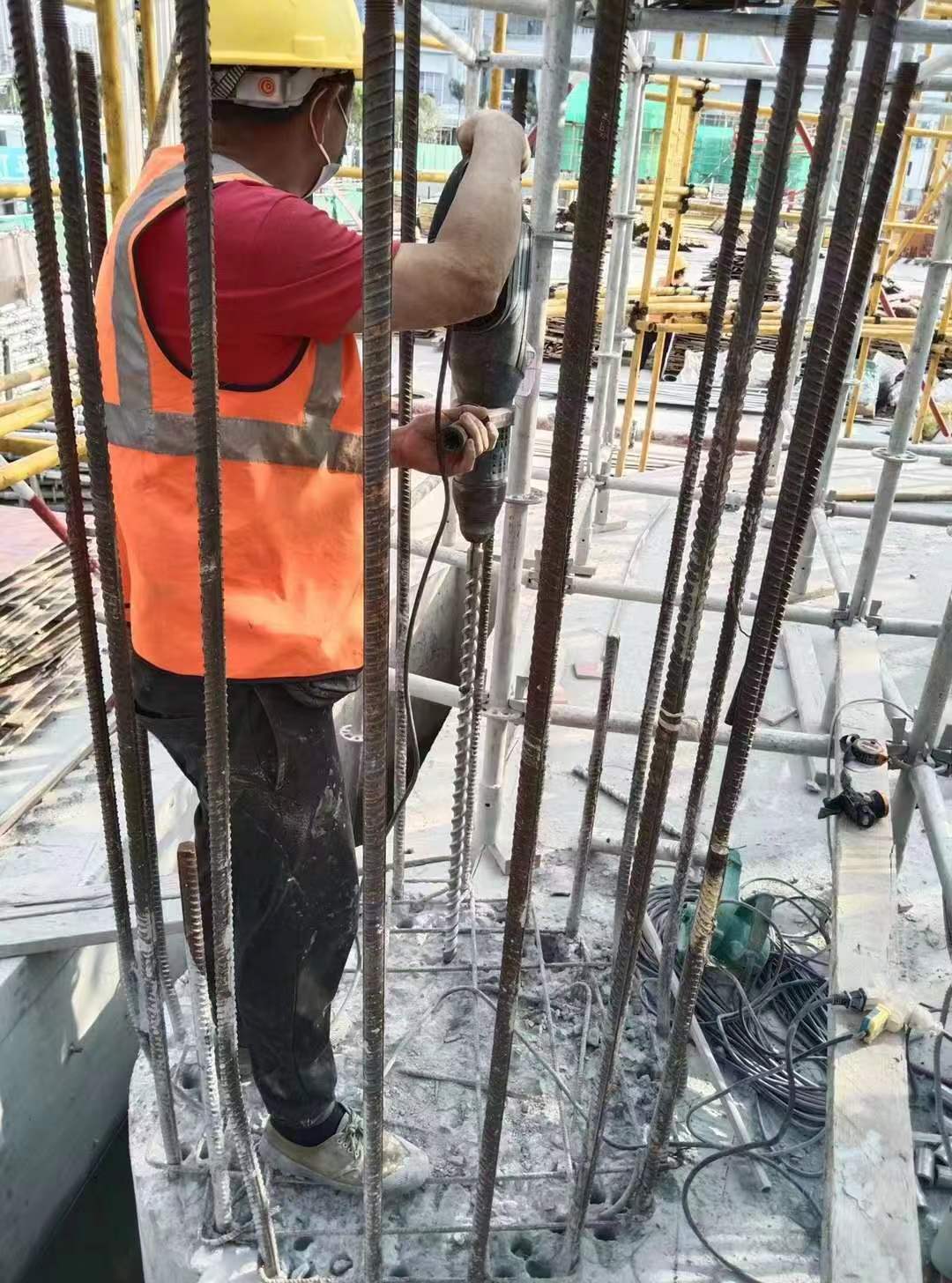 广汉增大截面法加固框架柱施工方案